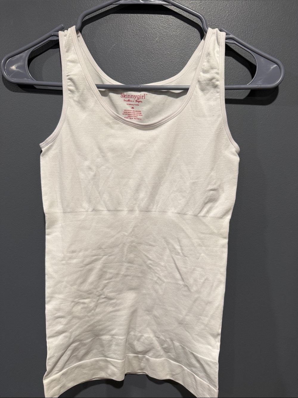 Skinnygirl shapewear Cream Ribbed Scoop Neck Tank